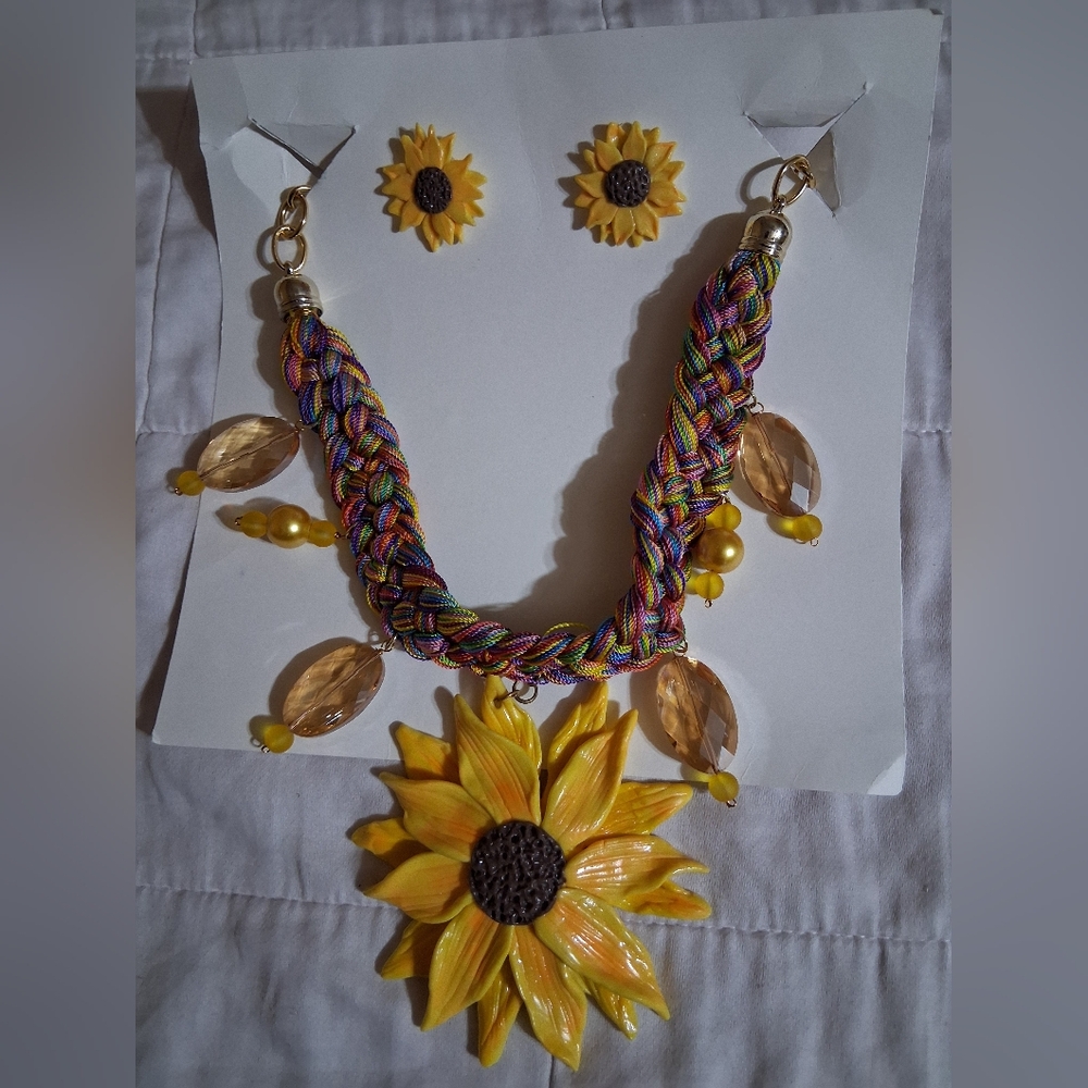 handmade polymer clay sunflower necklace 